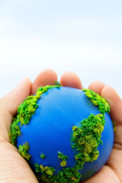 Earth in Hands — Stock Photo, Image