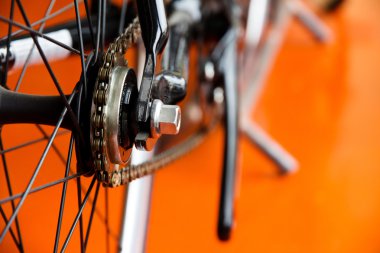düşük aşağı atış bisiklet tekerlekleri ve gearwheel