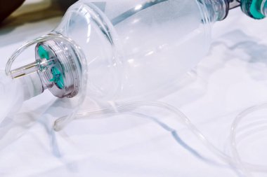 Defibrilatör ve Tıbbi Ekipman 'ın detaylı görüntüsü 