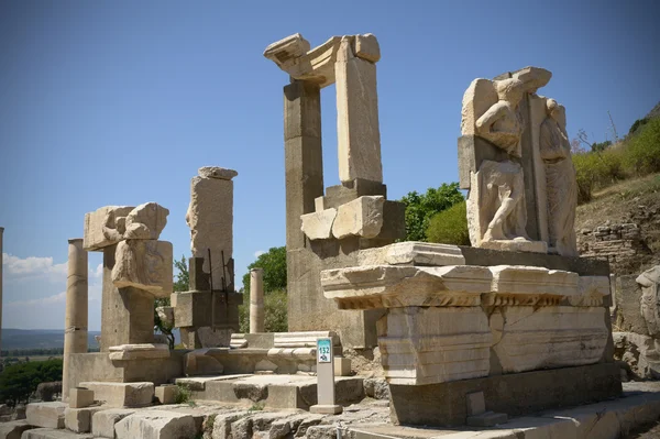 Pollio фонтан Ефес — стокове фото