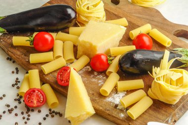 Makarna yapımı ve kullanılacak malzemeler                        