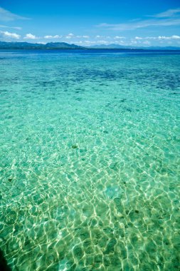Fiji 'deki Tavua Adası ünlü bir tatil yeridir..                               