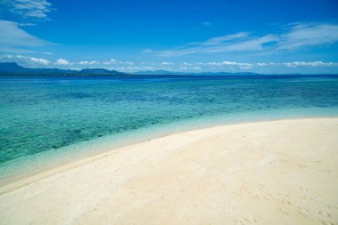 Fiji 'deki Tavua Adası ünlü bir tatil yeridir..                               