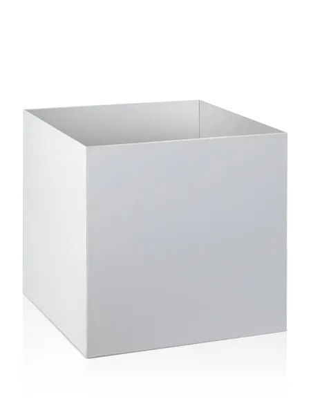 パッケージデザインのための白の背景に隔離された空白のパッケージ段ボール箱 — ストック写真
