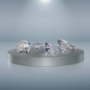 Pırıl pırıl pırıl pırıl pırıl pırıl bir elmas. Arka plandaki spot ışıkları, kaideyi aydınlattı. 3d hazırlayıcı