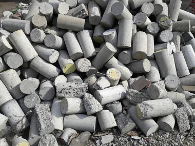 Silindir somutları bir arada bırakıldı