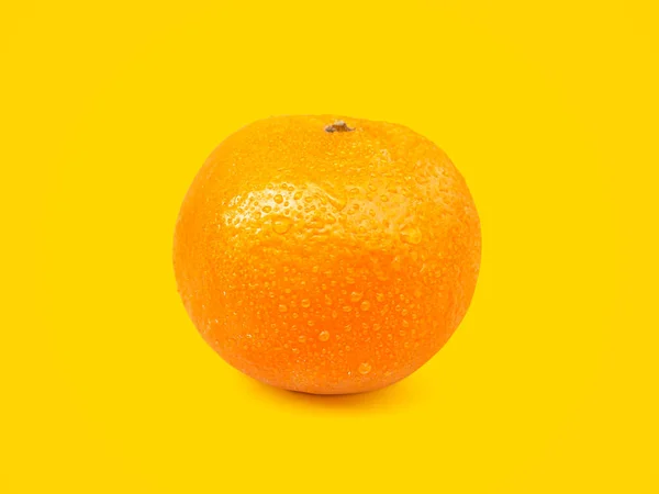 Fruta Naranja Sobre Fondo Naranja Brillante —  Fotos de Stock