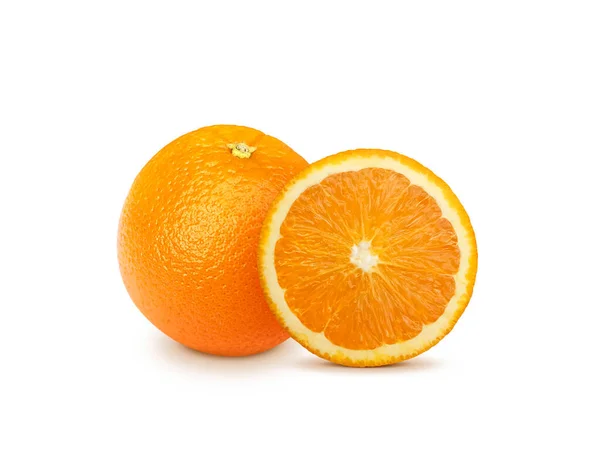 Orangenfrüchte Mit Orangenscheiben Isoliert Auf Weißem Hintergrund — Stockfoto