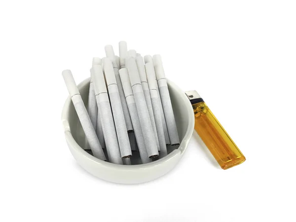 Cinzeiro Branco Cigarro Isolado Fundo Branco — Fotografia de Stock