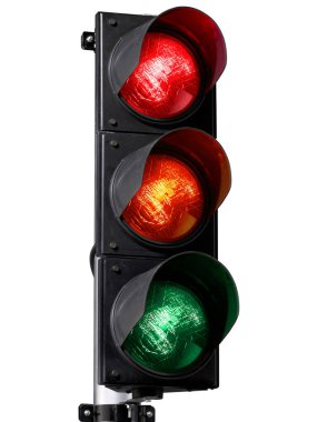 Beyaz arkaplanda trafik ışığı izole edildi