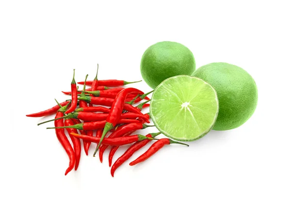 Lime Och Chili Paprika Isolerade Vitt Perfekt Smak Kombination — Stockfoto