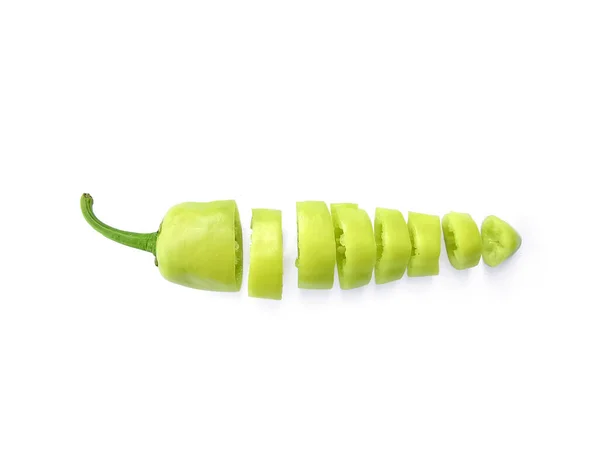 Gesneden Groene Hete Chili Pepers Geïsoleerd Witte Achtergrond — Stockfoto