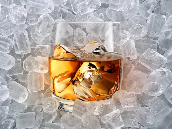 Glass Whiskey Ice Cubea Juicy Drinks Entertain Parties Render — стоковое фото