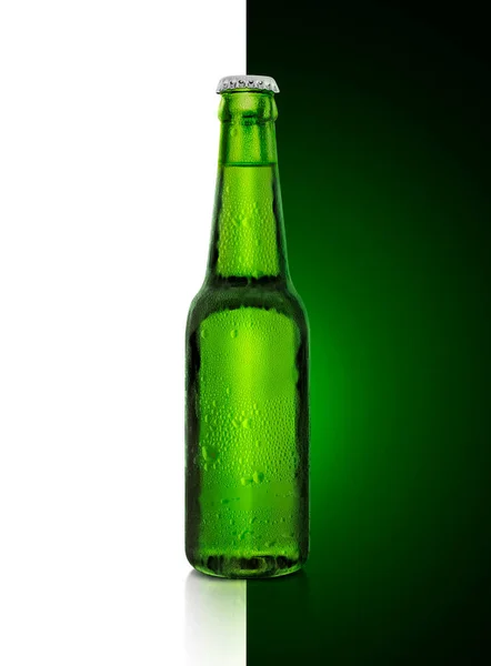 Green Beer Bottle Dropper Green White Background — 图库照片
