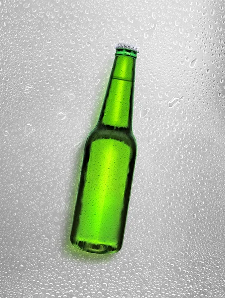 Μπουκαλάκι Μπύρας Σταγόνες Νερού Φόντο Σταγόνων Νερού — Φωτογραφία Αρχείου