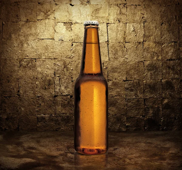 Закрыть Три Бутылки Пива Холодное Освежение — стоковое фото