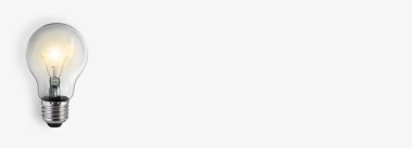 ışıklandırılmış ampul beyaz arkaplanda izole edildi, geniş resim