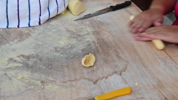 Bari Puglia Itália Agosto 2021 Imagens Detalhadas Das Mãos Habilidosas — Vídeo de Stock