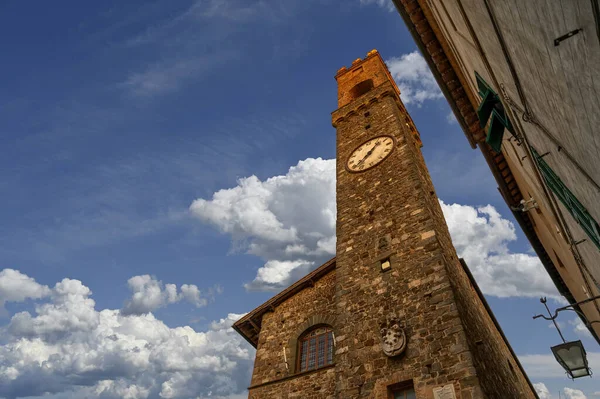 Montalcino Toscana Italien Augusti 2020 Fantastisk Utsikt Över Klocktornet Vacker — Stockfoto