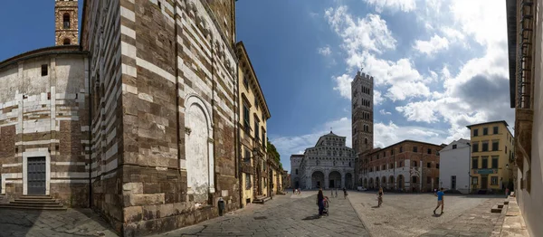 Lucca Toskania Włochy Sierpień 2020 Niesamowity Widok Plac Katedralny San — Zdjęcie stockowe