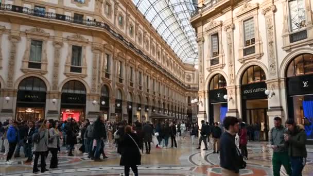 Milano Italien Mars 2022 Lutningsbilder Från Det Berömda Galleriet Vittorio — Stockvideo