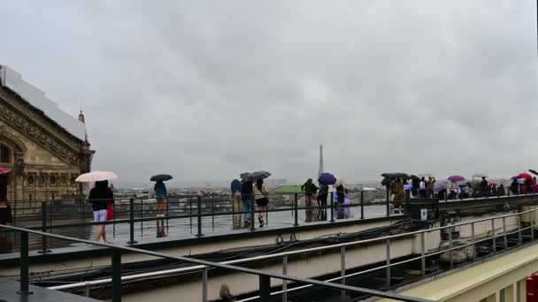 Paris France June 2022 Panoramic Terrace Galeries Lafayette Rainy Day — Wideo stockowe