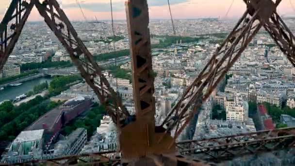 Paris France June 2022 Amazing Pov Footage Eiffel Tower Elevator — Vídeos de Stock