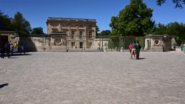 Versailles Paris France June 2022 Pov Footage Tourist Walking Entrance — Stok video