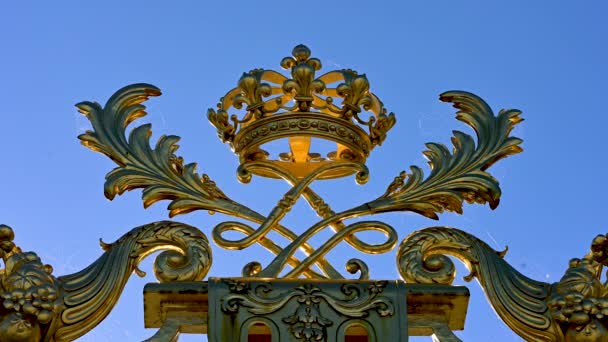 Versailles Paris France June 2022 Detail Gate Palace Golden Crown — Stock video