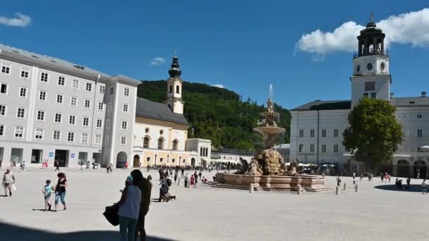 Salzburg Österrike Augusti 2022 Pan Film Med Vidvinkelobjektiv Katedralen Torget — Stockvideo