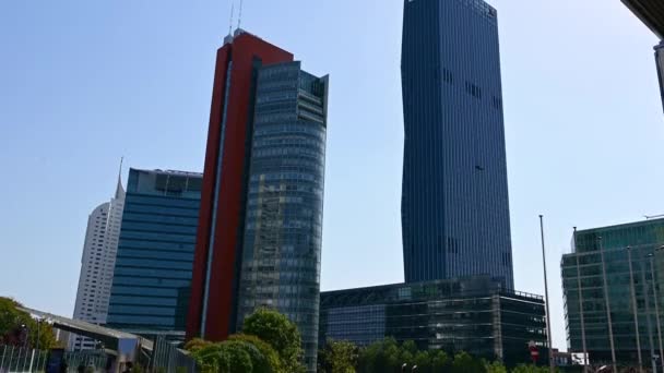 Viena Austria Agosto 2022 Imágenes Los Rascacielos Destacando Torre Donaucity — Vídeos de Stock