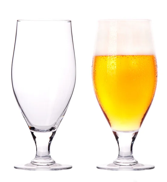 Beer glasses. full and empty isolated — Stock Photo, Image