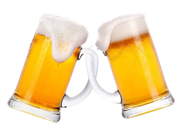 友谊的概念。两种玻璃的孤立的淡啤酒 免版税图库照片