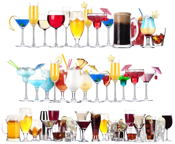 Aantal verschillende alcoholische dranken en cocktails — Stockfoto