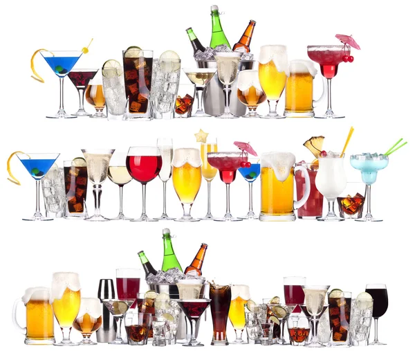 Olika alkoholhaltiga drycker och cocktails — Stockfoto