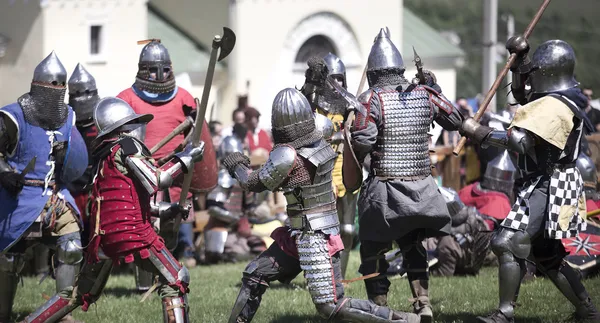 Foto de cavaleiros que lutam — Fotografia de Stock