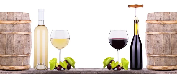 Red and white glass of wine with grapes — Stock Photo, Image