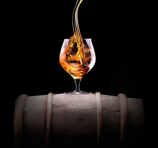 Cognac of cognac op een zwart — Stockfoto