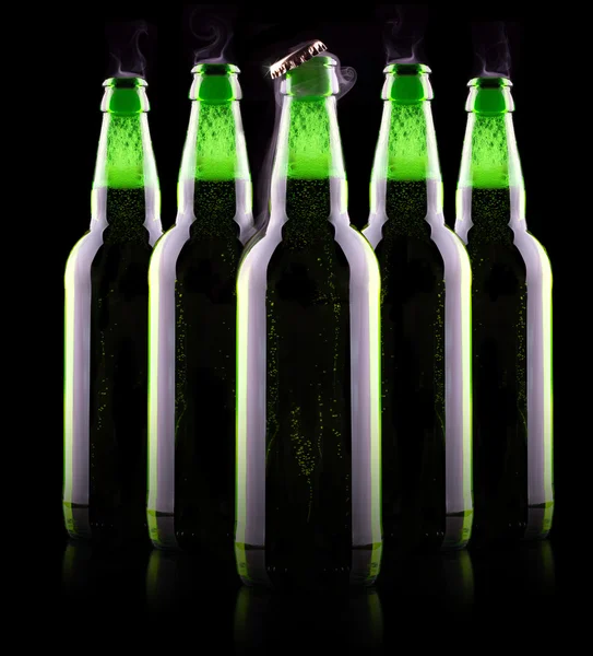 Open wet beer bottle — Stock Photo, Image