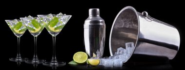 bir siyah kokteyl mojito