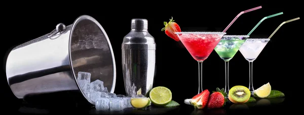 Alcohol cocktail set with summer fruits — Stock Photo, Image