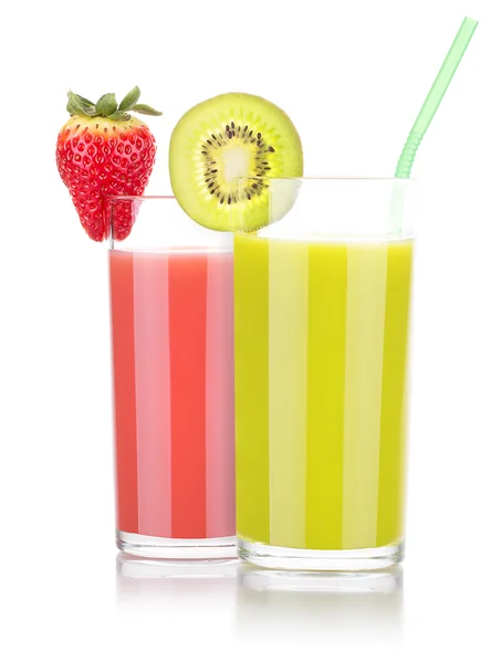 Sabrosas frutas de verano con jugo en vaso — Foto de Stock