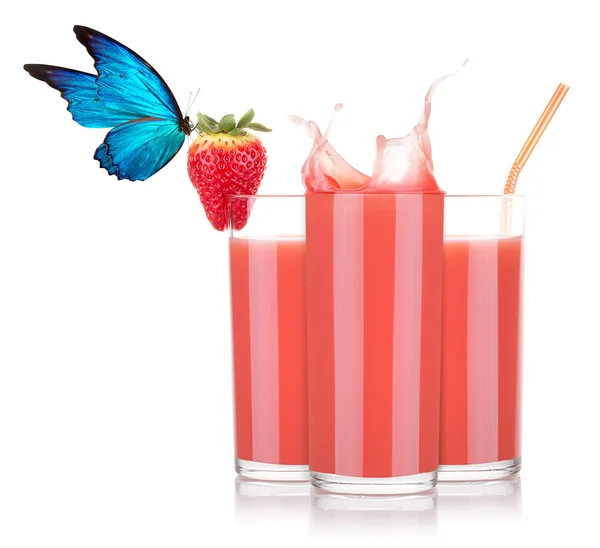 蝶とイチゴのスムージー — ストック写真