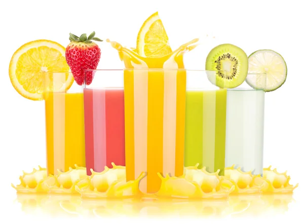 Tasty summer fruit drinks in glass with splash — Stock Photo, Image