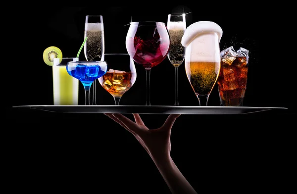 Different alcohol drinks set on a tray — Stock Photo, Image