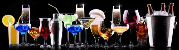 Farklı alkol içki seti — Stok fotoğraf