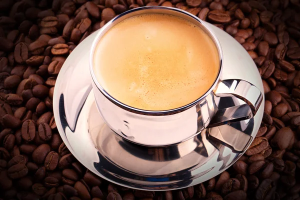 Cup of Coffee with beans — Stock Photo, Image