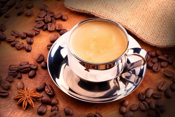 Чашка кави з квасолею — стокове фото
