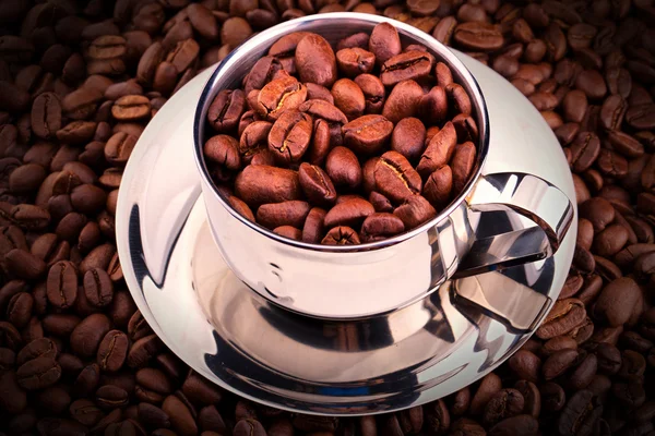 Cup of Coffee with beans — Stock Photo, Image