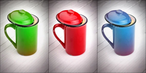 Rote, grüne und blaue Tasse Kaffee-Set — Stockfoto